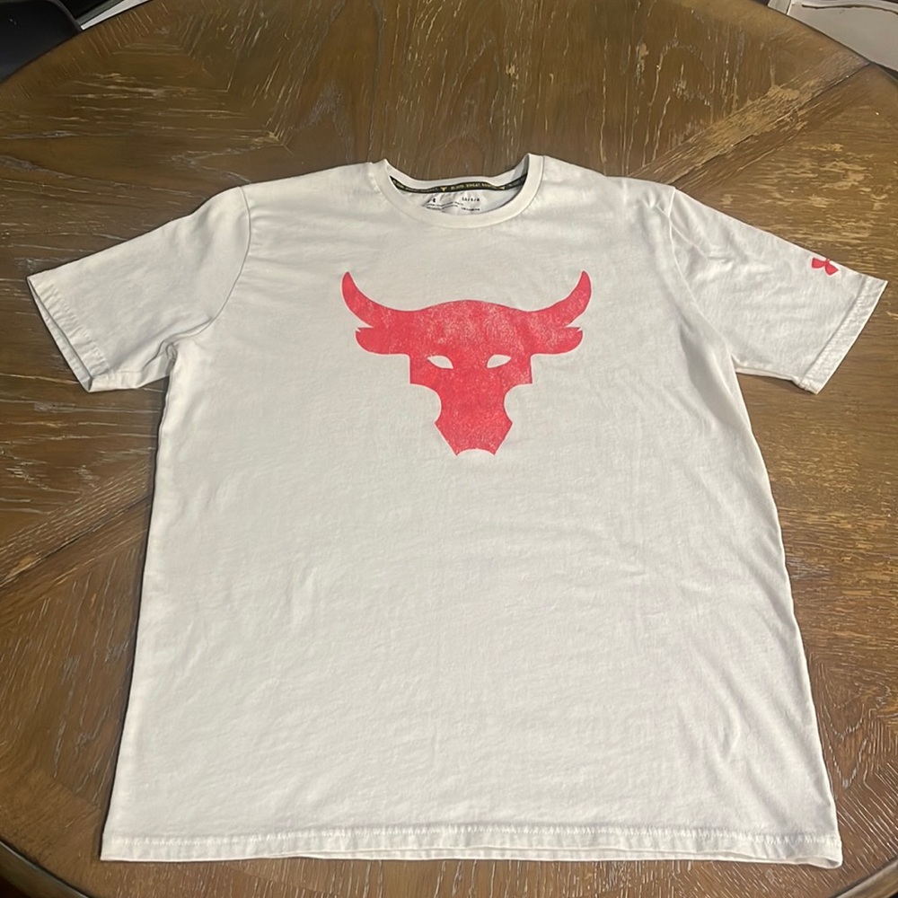 Under armour project rock t-shirt.